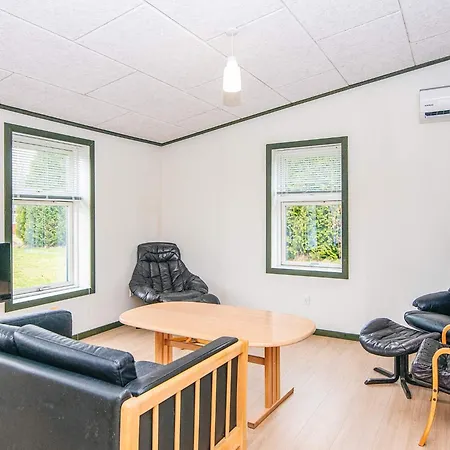 4 Star In Hovborg-by Traum *